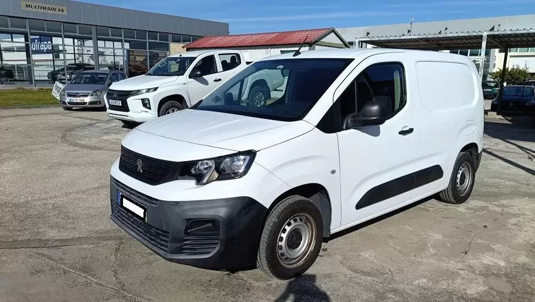 Peugeot Partner 1.5 hdi Iva dedutível 2020 - 9999 EUR, 110000 km - AUTO.MOTO.pt - 110000km - foto 3 de 9