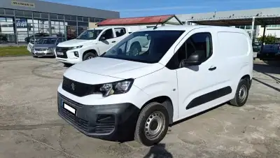 Peugeot Partner 1.5 hdi Iva dedutível 2020 - 9999 EUR, 110000 km - AUTO.MOTO.pt - 110000km - foto 3 de 9