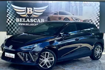 MG MG4 2023 - 21000km
