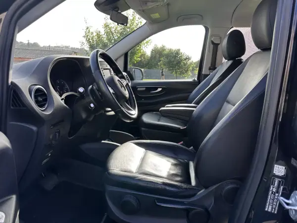 Mercedes-Benz Vito Tourer 2015 - 22900 EUR, 320000 km - AUTO.MOTO.pt - 320000km - foto 50 de 57