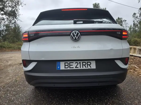 Volkswagen ID.4 2023 - 33750 EUR, 46000 km - 46000km - foto 53 de 79