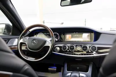 Mercedes-Benz S 350 2014 - 39900 EUR, 205000 km - AUTO.MOTO.pt - 205000km - foto 10 de 32