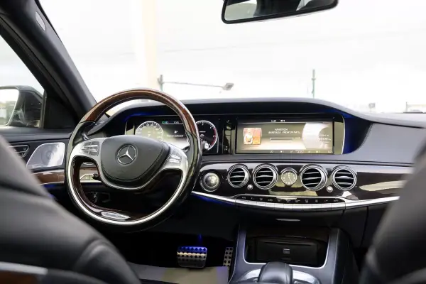 Mercedes-Benz S 350 2014 - 39900 EUR, 205000 km - AUTO.MOTO.pt - 205000km - foto 10 de 32