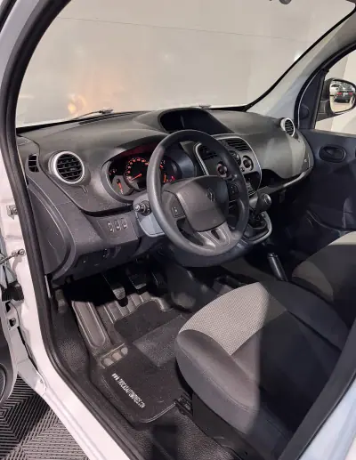 Renault KANGOO MAXI 1.5 DCI BUSINESS S/S 2020 - 13750 EUR, 151000 km - AUTO.MOTO.pt - 151000km - foto 13 de 33