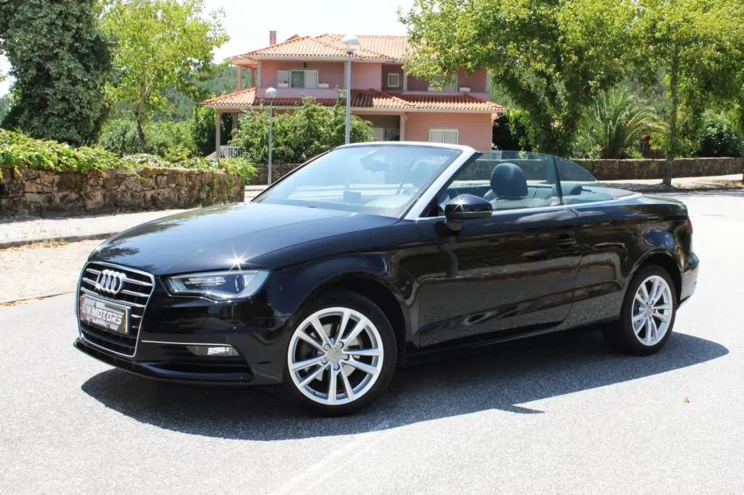 Audi A3 Cabrio 2014 - 17990 EUR, 100000 km - 100000km - foto 31 de 38