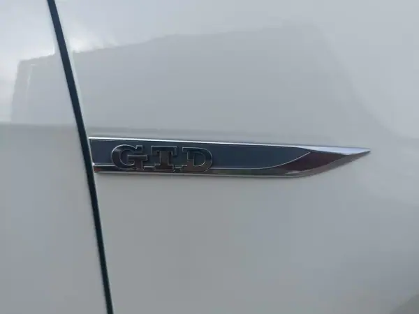 Volkswagen Golf 2014 - 17500 EUR, 162848 km - AUTO.MOTO.pt - 162848km - foto 40 de 57