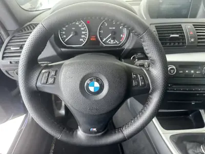 BMW 118 2009 - 9890 EUR, 176194 km - 176194km - foto 11 de 25
