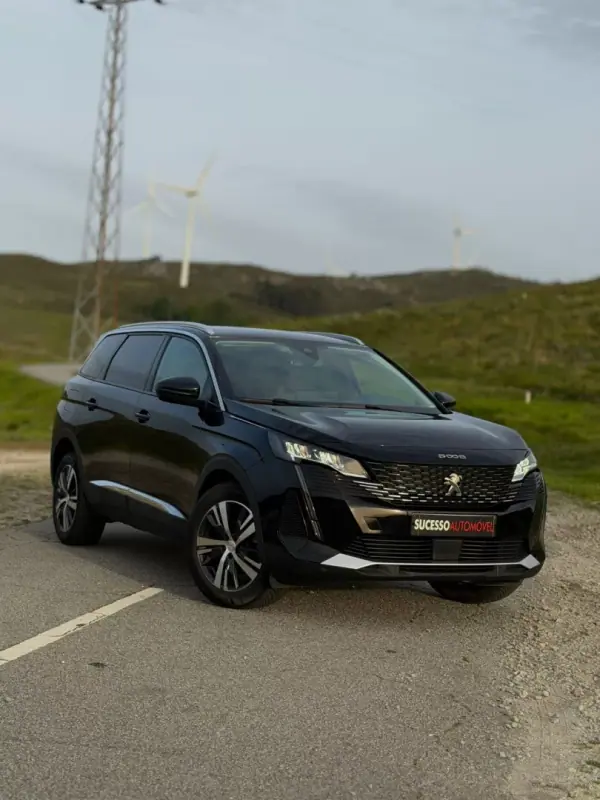 Peugeot 5008 1.2 PureTech Active Pack 2021 Petrol — 130 000 km · Braga Peugeot 5008 1.2 PureTech Active Pack 2021 Petrol
