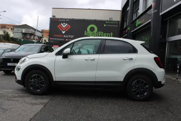Fiat 500X 2021 - 16400 EUR, 7450 km - 7450km - foto 26 de 38
