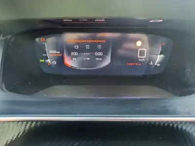 Peugeot 2008 2021 - 18990 EUR, 186919 km - AUTO.MOTO.pt - 186919km - foto 16 de 37