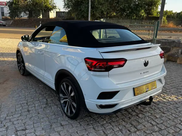 Volkswagen T-Roc 2021 - 27900 EUR, 147900 km - AUTO.MOTO.pt - 147900km - foto 7 de 17