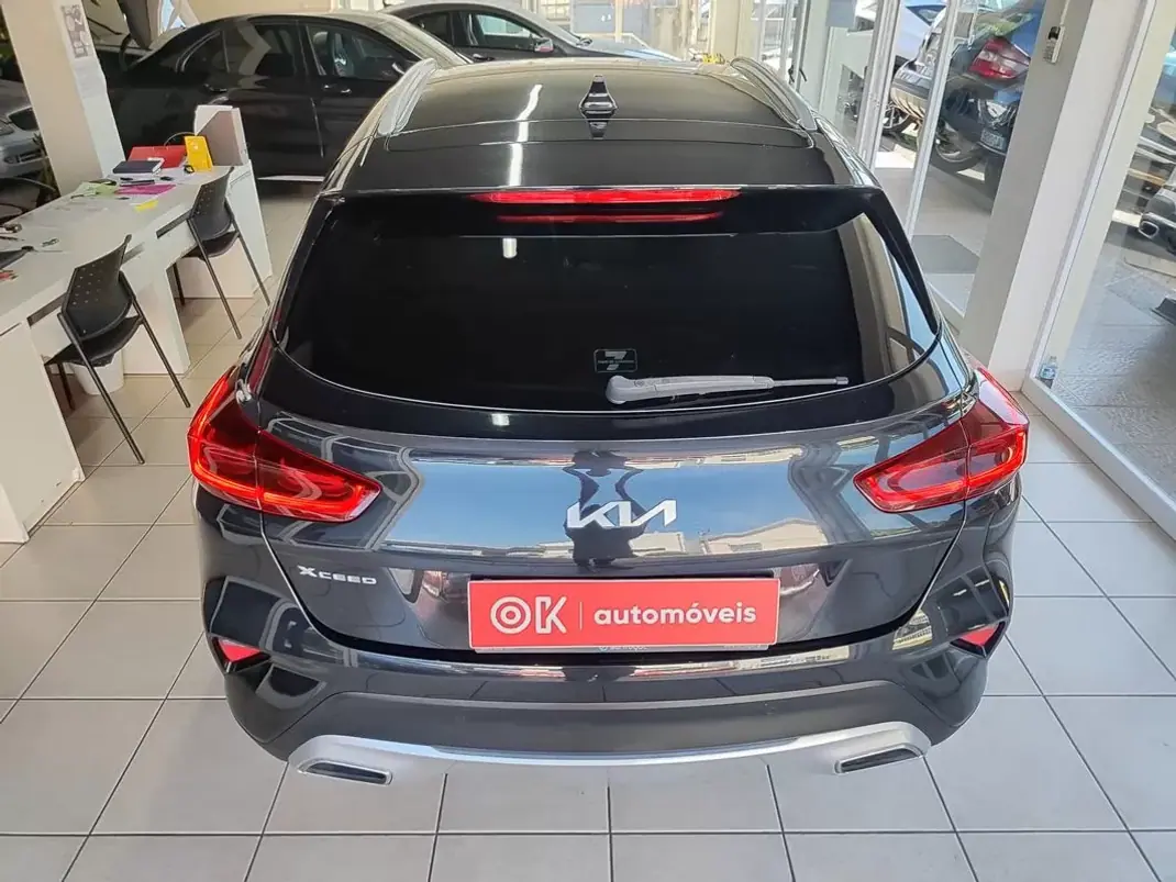 Kia XCeed 2022 - 17500 EUR, 68000 km - 68000km - foto 10 de 37