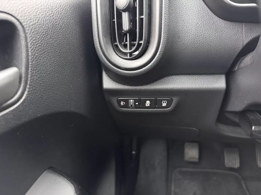 Kia Picanto 2025 - 15490 EUR, 20376 km - AUTO.MOTO.pt - 20376km - foto 15 de 23