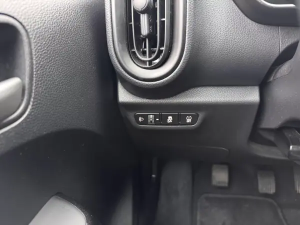 Kia Picanto 2025 - 15490 EUR, 20376 km - AUTO.MOTO.pt - 20376km - foto 15 de 23