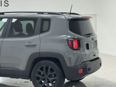 Jeep Renegade 2019 - 16990 EUR, 89500 km - AUTO.MOTO.pt - 89500km - foto 15 de 24