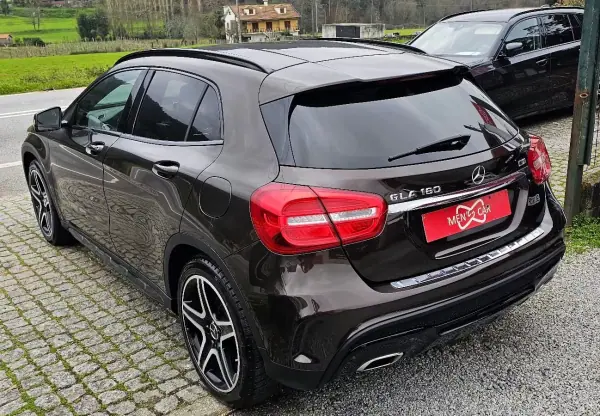 Mercedes-Benz GLA 180 2015 - 21500 EUR, 160000 km - AUTO.MOTO.pt - 160000km - foto 21 de 31