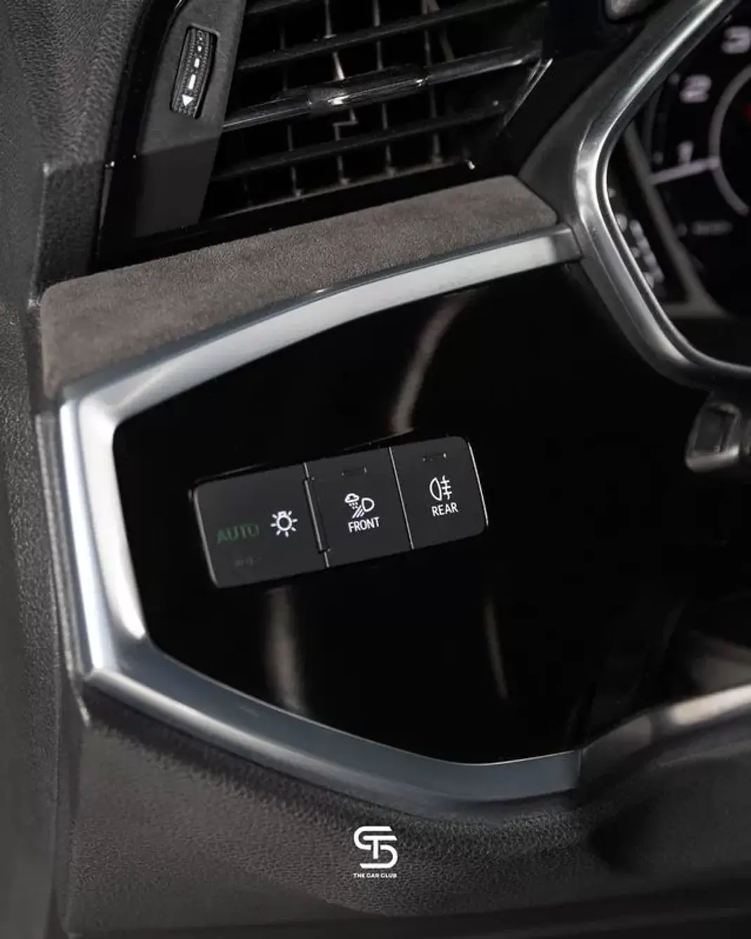 Audi RS Q3 Sportback 2021 - 62950 EUR, 80000 km - AUTO.MOTO.pt - 80000km - foto 20 de 24