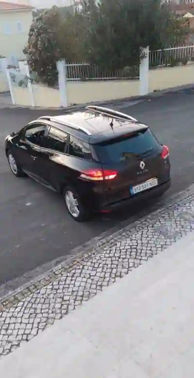 Renault Clio 2015 - 5250 EUR, 244901 km - AUTO.MOTO.pt - 244901km - foto 10 de 11