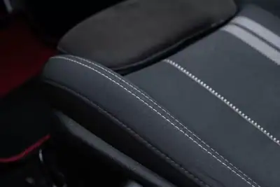 MINI Cooper 2021 - 25999 EUR, 94000 km - AUTO.MOTO.pt - 94000km - foto 21 de 38