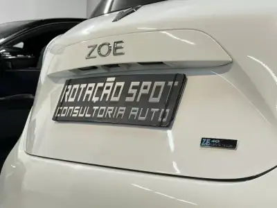 Renault Zoe 2019 - 9990 EUR, 150000 km - AUTO.MOTO.pt - 150000km - foto 11 de 29