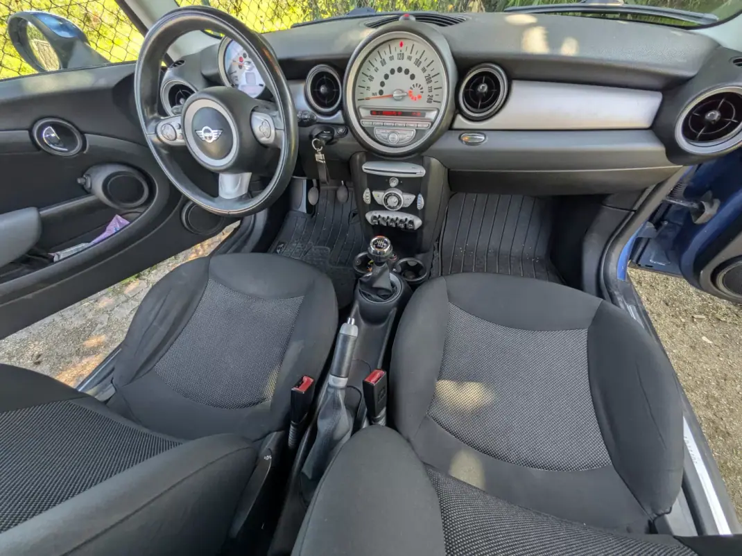 MINI Cooper 2008 - 6990 EUR, 195000 km - 195000km - foto 9 de 11