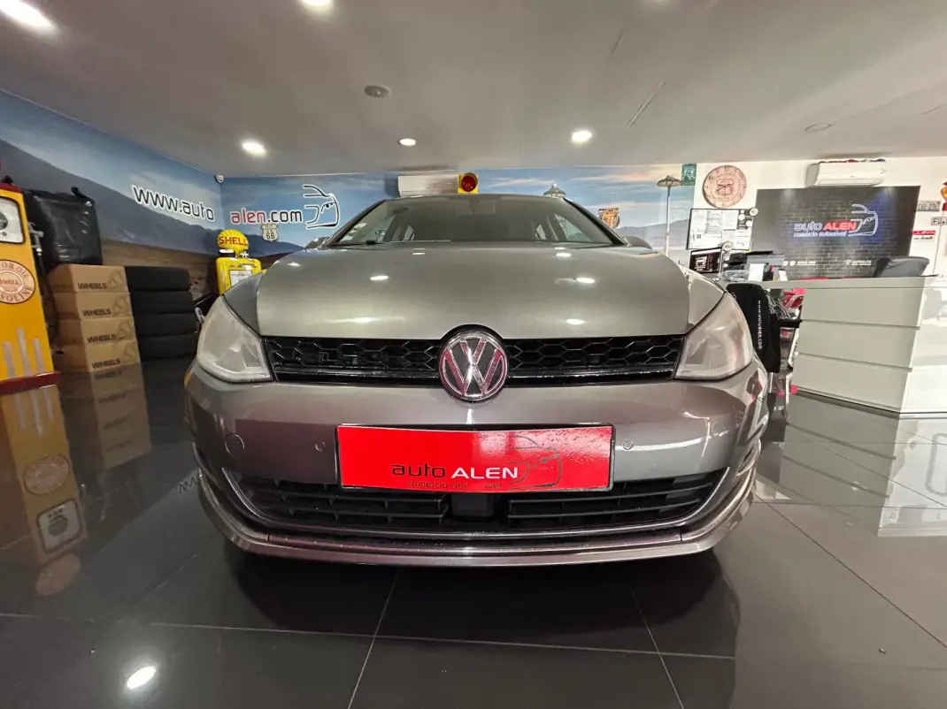 Volkswagen Golf 2014 - 15500 EUR, 143946 km - AUTO.MOTO.pt - 143946km - foto 2 de 23