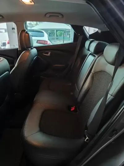 Hyundai ix35 2013 - 9990 EUR, 157000 km - AUTO.MOTO.pt - 157000km - foto 15 de 34