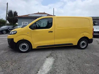 Citroën Jumpy 2019 - 15900 EUR, 122000 km - AUTO.MOTO.pt - 122000km - foto 3 de 60