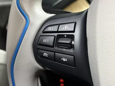 BMW i3 2020 - 23500 EUR, 104874 km - AUTO.MOTO.pt - 104874km - foto 15 de 20