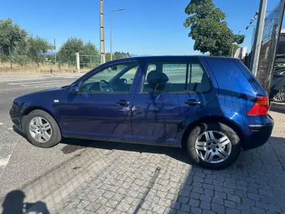 Volkswagen Golf 2000 - 4900 EUR, 199054 km - AUTO.MOTO.pt - 199054km - foto 3 de 27