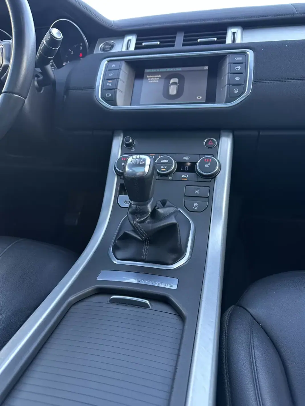 Land Rover Range Rover Evoque 2016 - 19900 EUR, 189000 km - AUTO.MOTO.pt - 189000km - foto 58 de 62