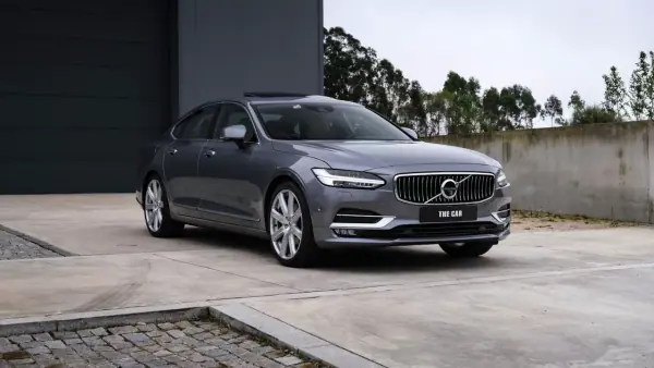 Volvo S90 2016 - 24750 EUR, 266000 km - AUTO.MOTO.pt - 266000km - foto 12 de 50
