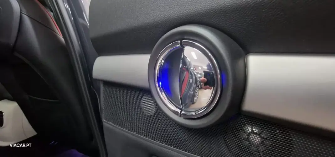 MINI Clubman 2018 - 21950 EUR, 149800 km - AUTO.MOTO.pt - 149800km - foto 13 de 27
