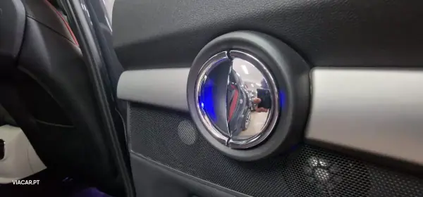 MINI Clubman 2018 - 19950 EUR, 149800 km - AUTO.MOTO.pt - 149800km - foto 13 de 27