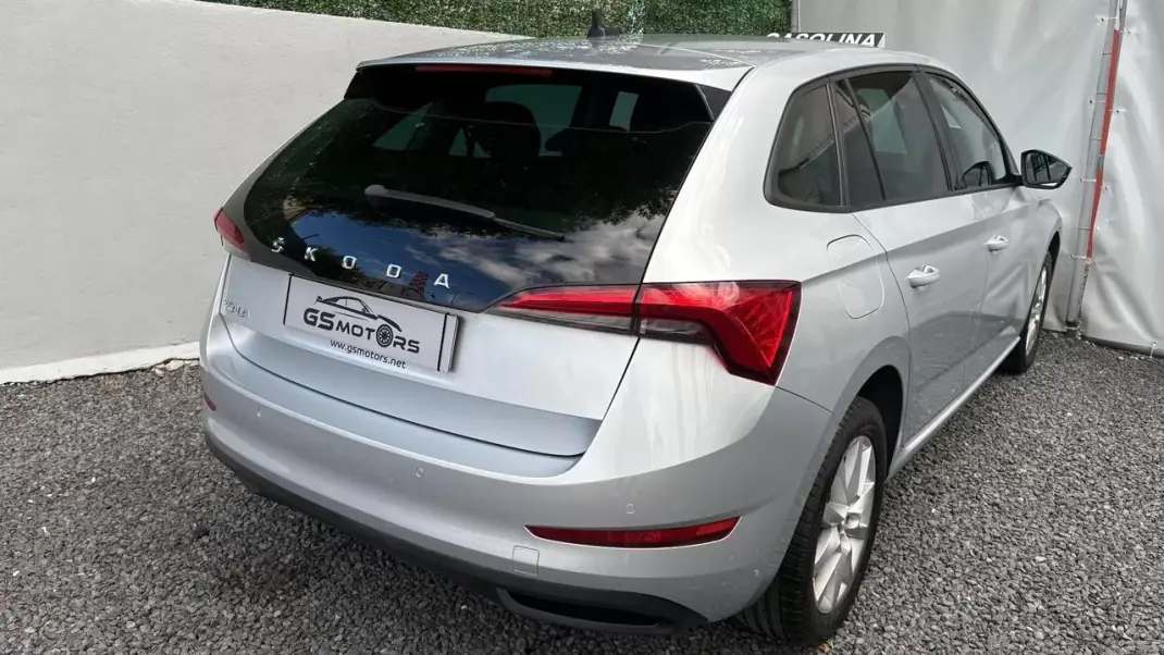 Skoda Scala 2022 - 11900 EUR, 94000 km - AUTO.MOTO.pt - 94000km - foto 5 de 12