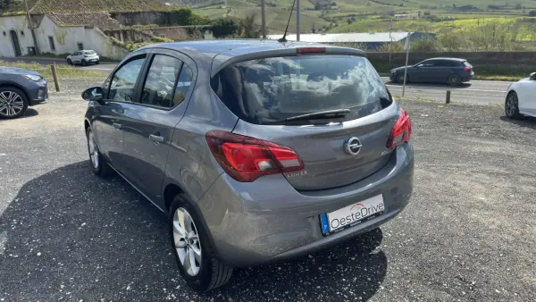 Opel Corsa 2018 - 10490 EUR, 161000 km - AUTO.MOTO.pt - 161000km - foto 6 de 15