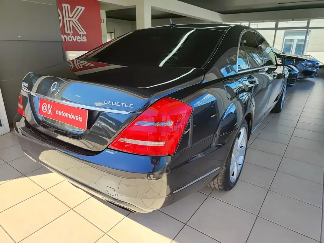 Mercedes-Benz S 350 2012 - 12950 EUR, 380000 km - AUTO.MOTO.pt - 380000km - foto 11 de 37
