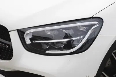 Mercedes-Benz GLC 300 2022 - 48900 EUR, 141780 km - AUTO.MOTO.pt - 141780km - foto 11 de 36