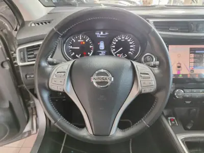 Nissan Qashqai 2015 - 14350 EUR, 98000 km - AUTO.MOTO.pt - 98000km - foto 28 de 38