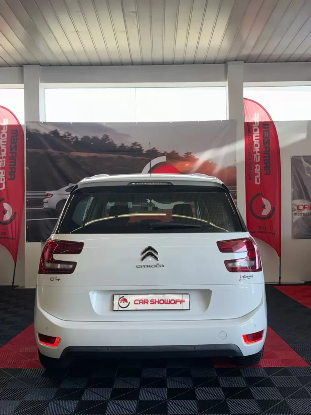 Citroën C4 Grand Picasso 2018 - 14900 EUR, 161000 km - 161000km - foto 4 de 10