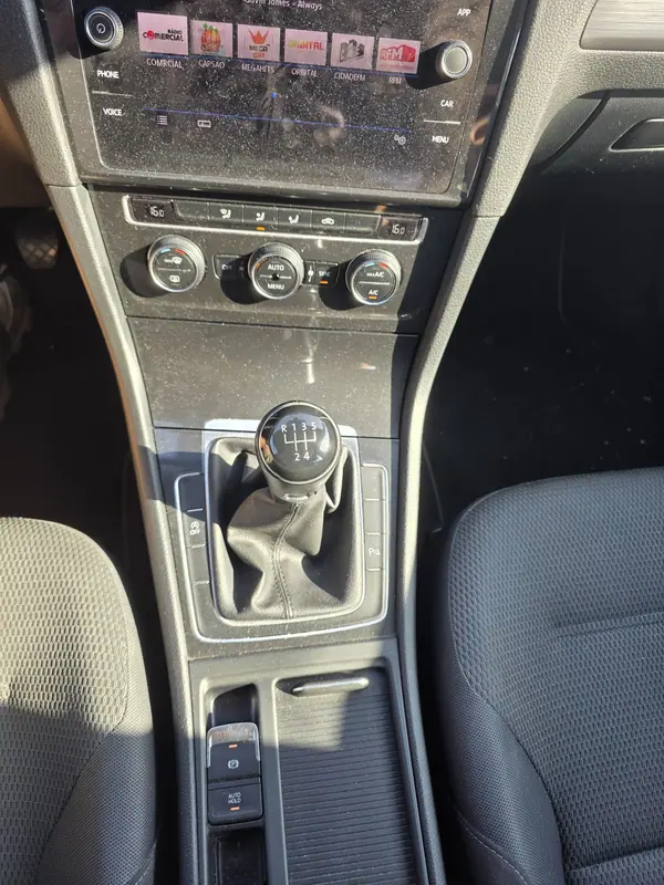 Volkswagen Golf 2019 - 15500 EUR, 140291 km - 140291km - foto 5 de 15