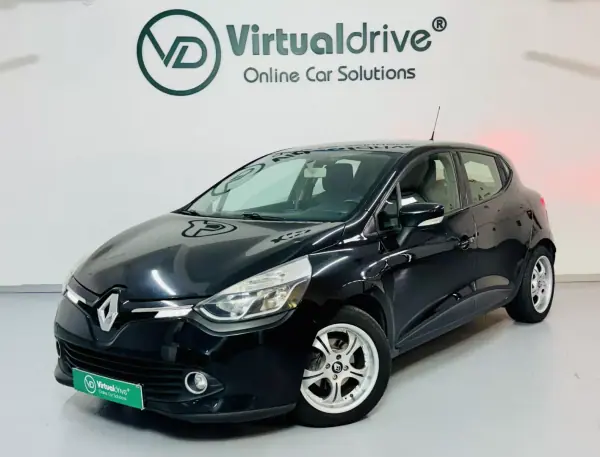 Renault Clio 2012 - 5750 EUR, 228000 km - AUTO.MOTO.pt - 228000km - foto 10 de 44