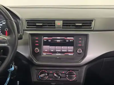 SEAT Ibiza 2019 - 11450 EUR, 70284 km - AUTO.MOTO.pt - 70284km - foto 6 de 39