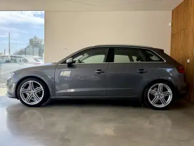 Audi A3 Sportback 2016 - 16000 EUR, 158000 km - AUTO.MOTO.pt - 158000km - foto 18 de 94