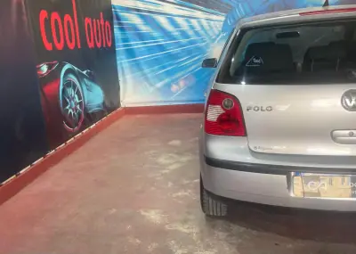 Volkswagen Polo 2003 - 2600 EUR, 105000 km - 105000km - foto 15 de 28