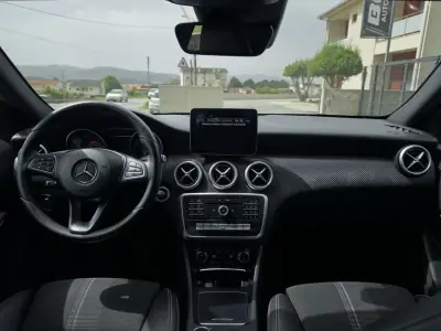 Mercedes-Benz A 180 2017 - 16990 EUR, 166000 km - AUTO.MOTO.pt - 166000km - foto 11 de 36
