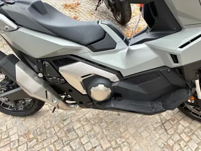 Honda 125 2025 - 12550 EUR, 2244 km - foto 6 de 16