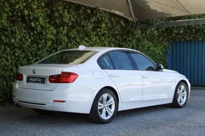 BMW 318 2014 - 15900 EUR, 144000 km - 144000km - foto 8 de 18
