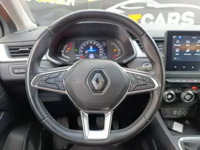 Renault Captur 2023 — photo 5 of 19