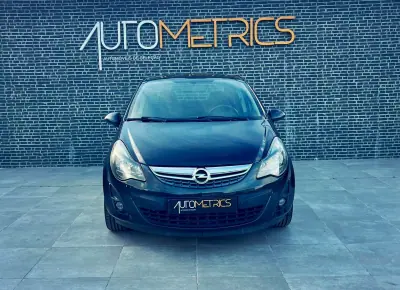 Opel Corsa 2014 - 7750 EUR, 108000 km - AUTO.MOTO.pt - 108000km - foto 5 de 12